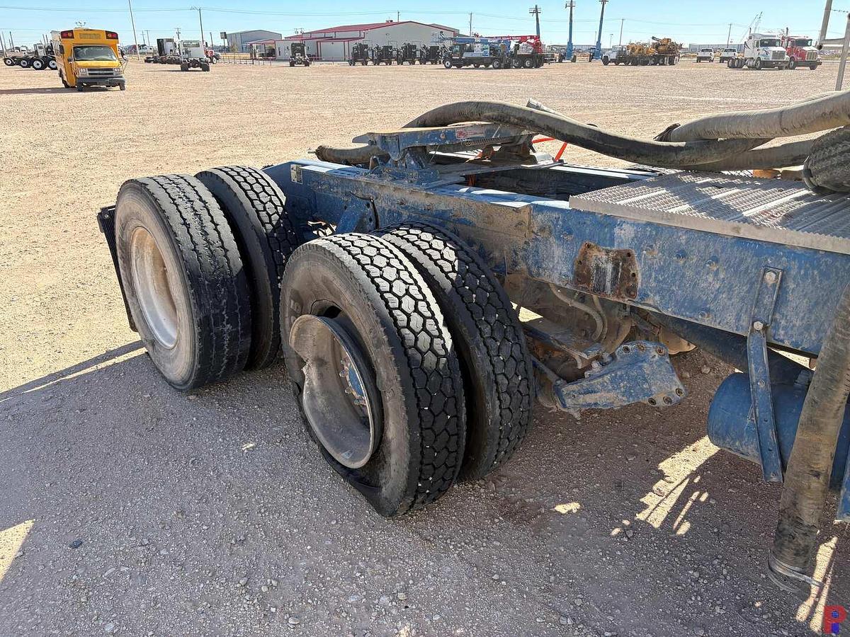 Used 2013 PETERBILT 367 T/A SLEEPER VACUUM TRUCK (INOP)