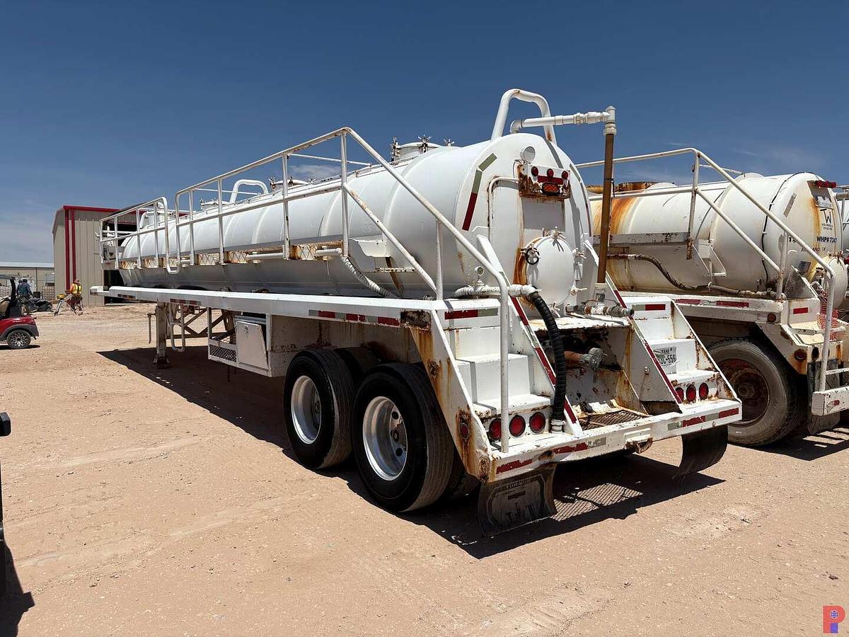 Used 2014 GR 130BBL T/A VACUUM TRAILER