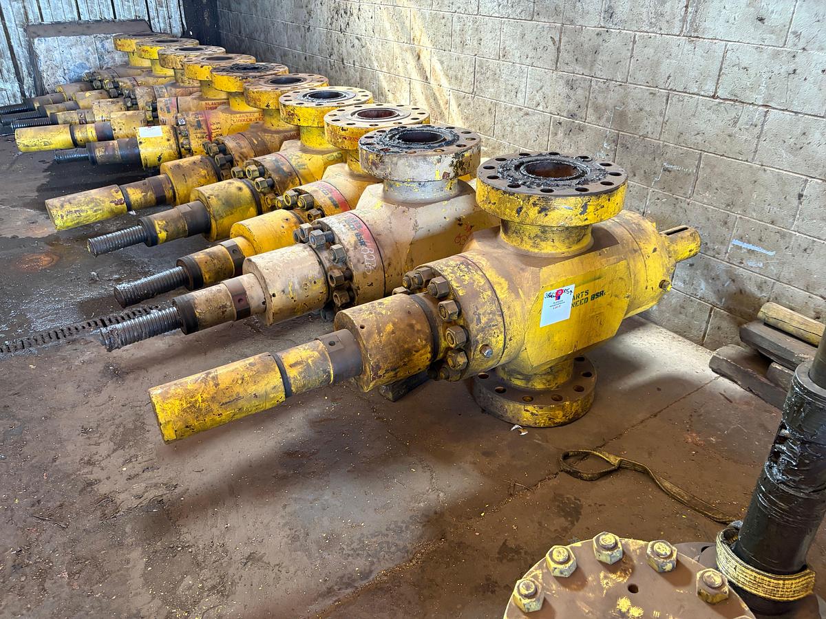 Used (5x$) 7-1/16” 10k frac valves