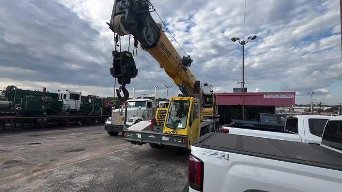 Used 2011 GROVE TMS9000E MOD. 84110GE 110 TON ROUGH TERRAIN CRANE