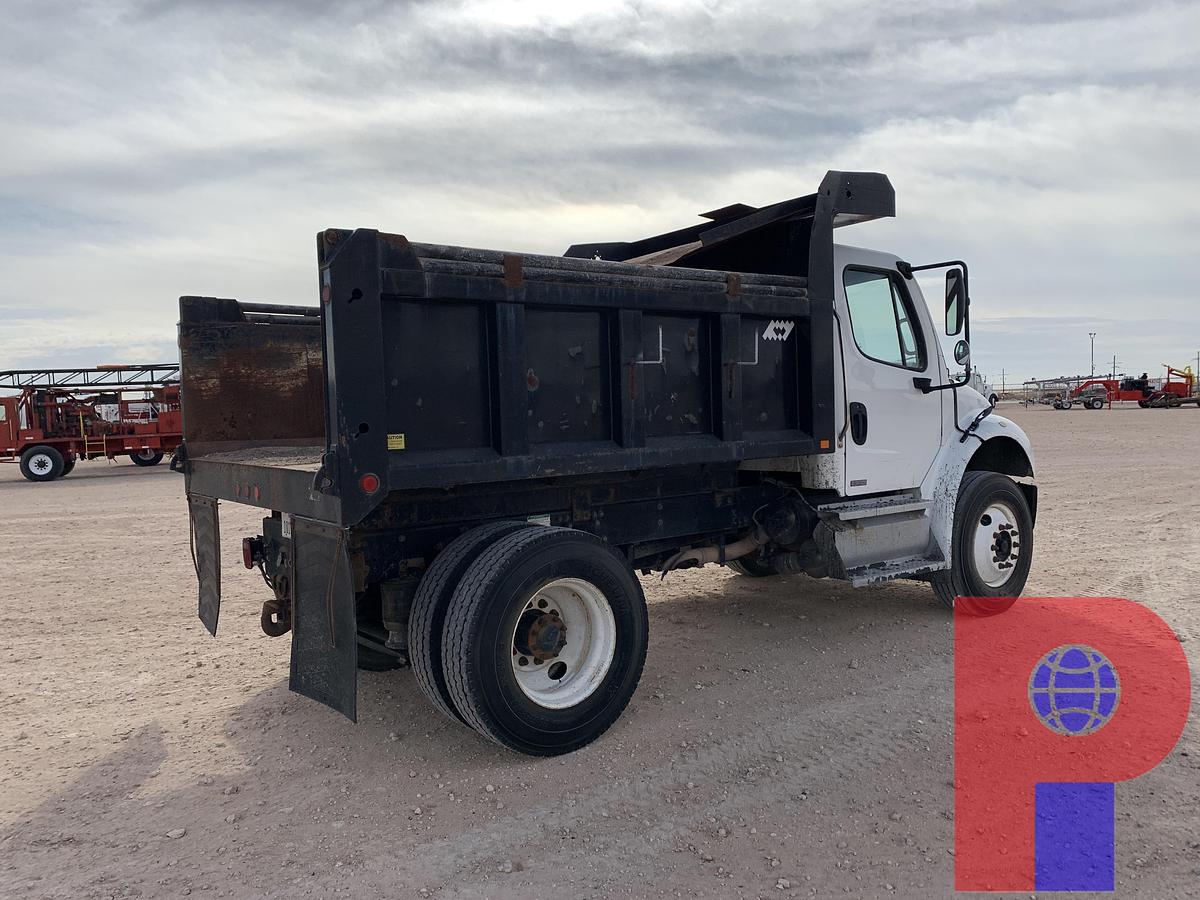 Used 2011 FREIGHTLINER M2 106 S/A DAYCAB DUMP TRUCK