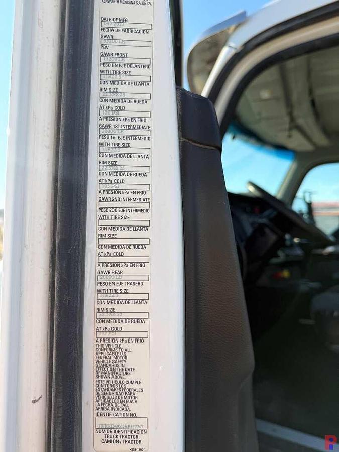 Used 2024 KENWORTH T880 T/A DAY CAB TRUCK TRACTOR