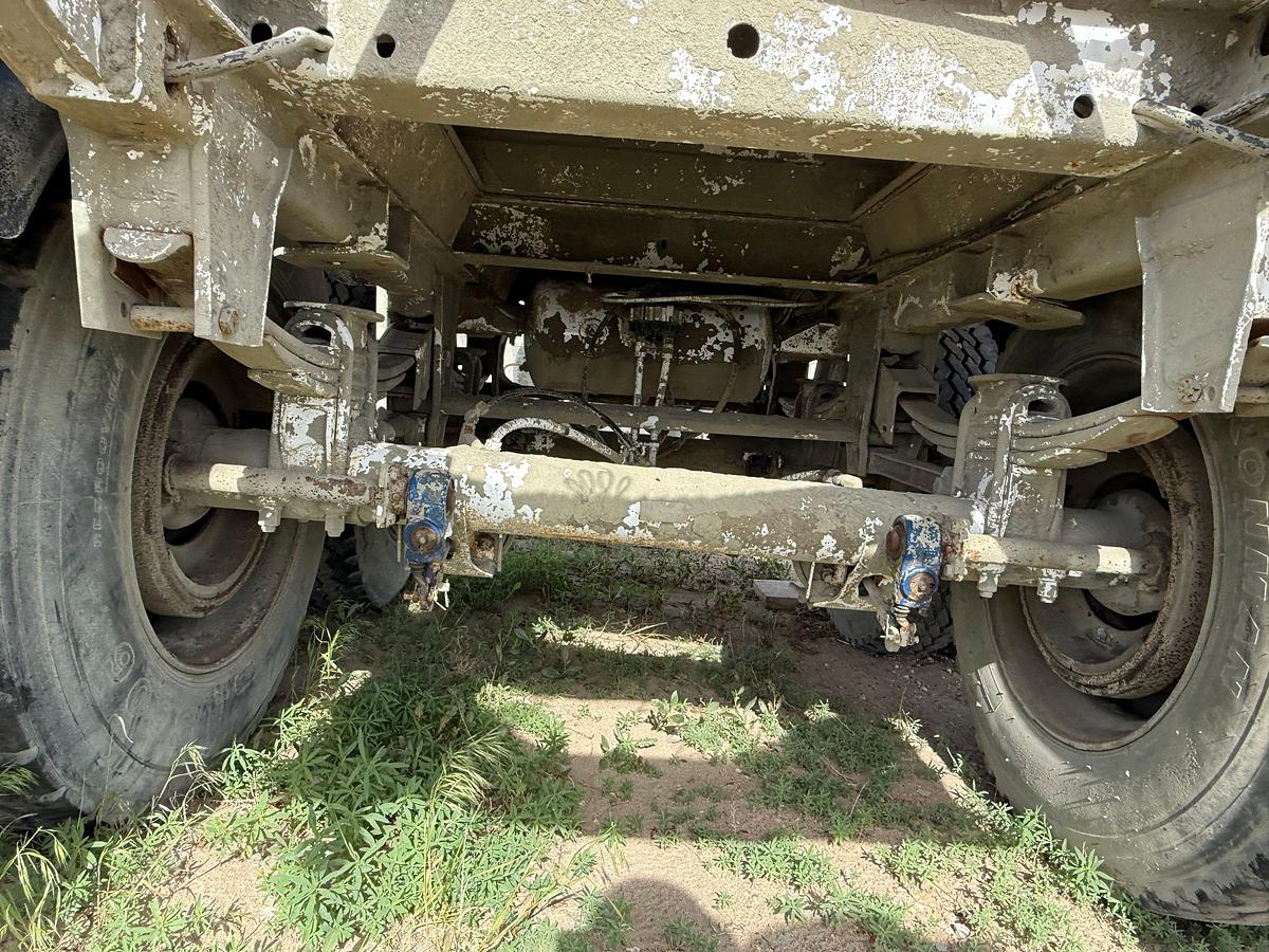 Used 1966 FRUEHAUF   T/A PNEUMATIC DRY BULK TRAILER