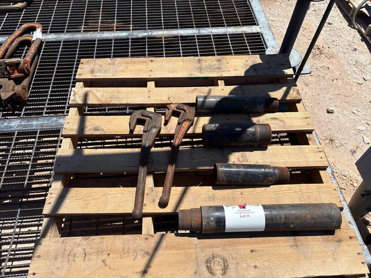 Used (2) gearench 1-1/2” rod wrenches & (4) assorted x-over subs