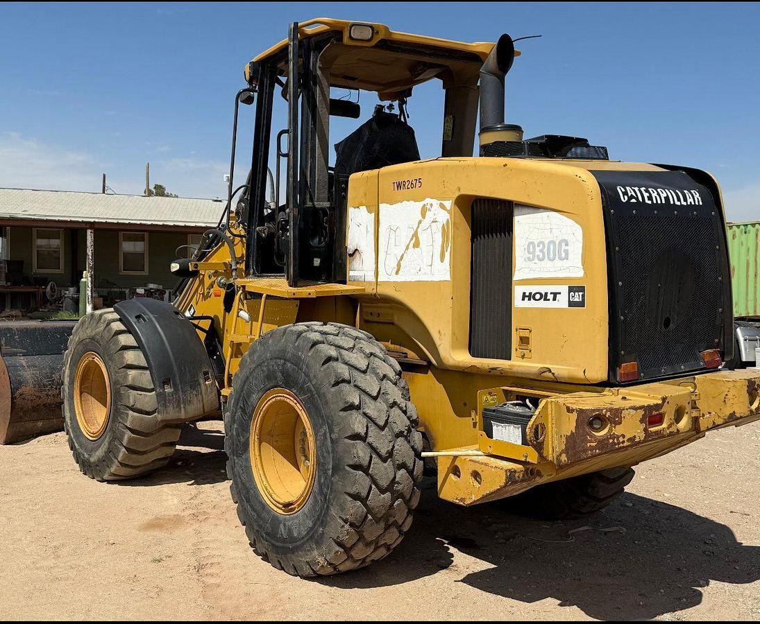 Used 2012 CAT 930G WHEEL LOADER