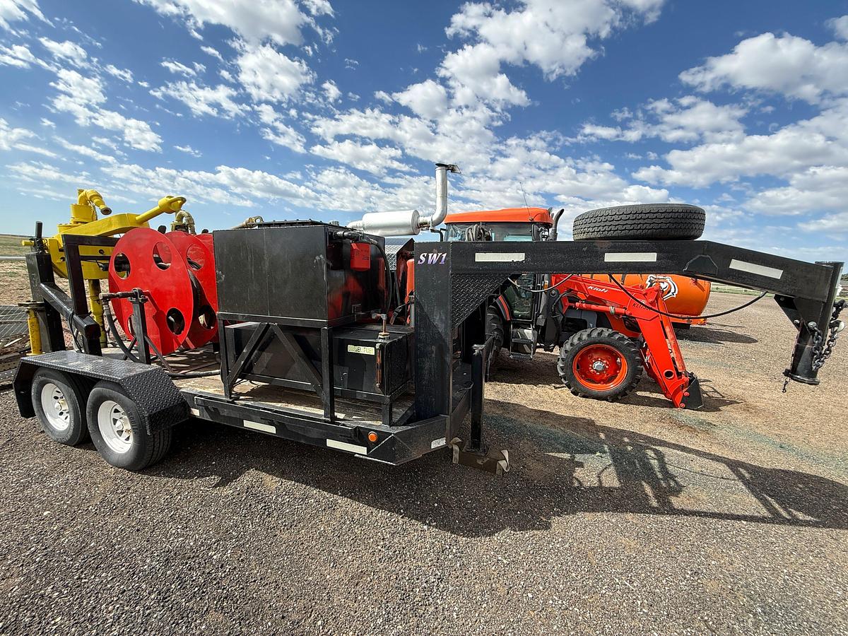 Used (1) EVCO 2.5 & (1) IRI 150-TON POWER SWIVELS MTD. ON 2004 SPME 14’ T/A GOOSENECK TRAILER