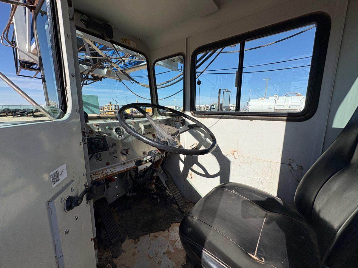 Used 2012 RIG WORKS MUSTANG 550 4-AXLE WELL SERVICE RIG