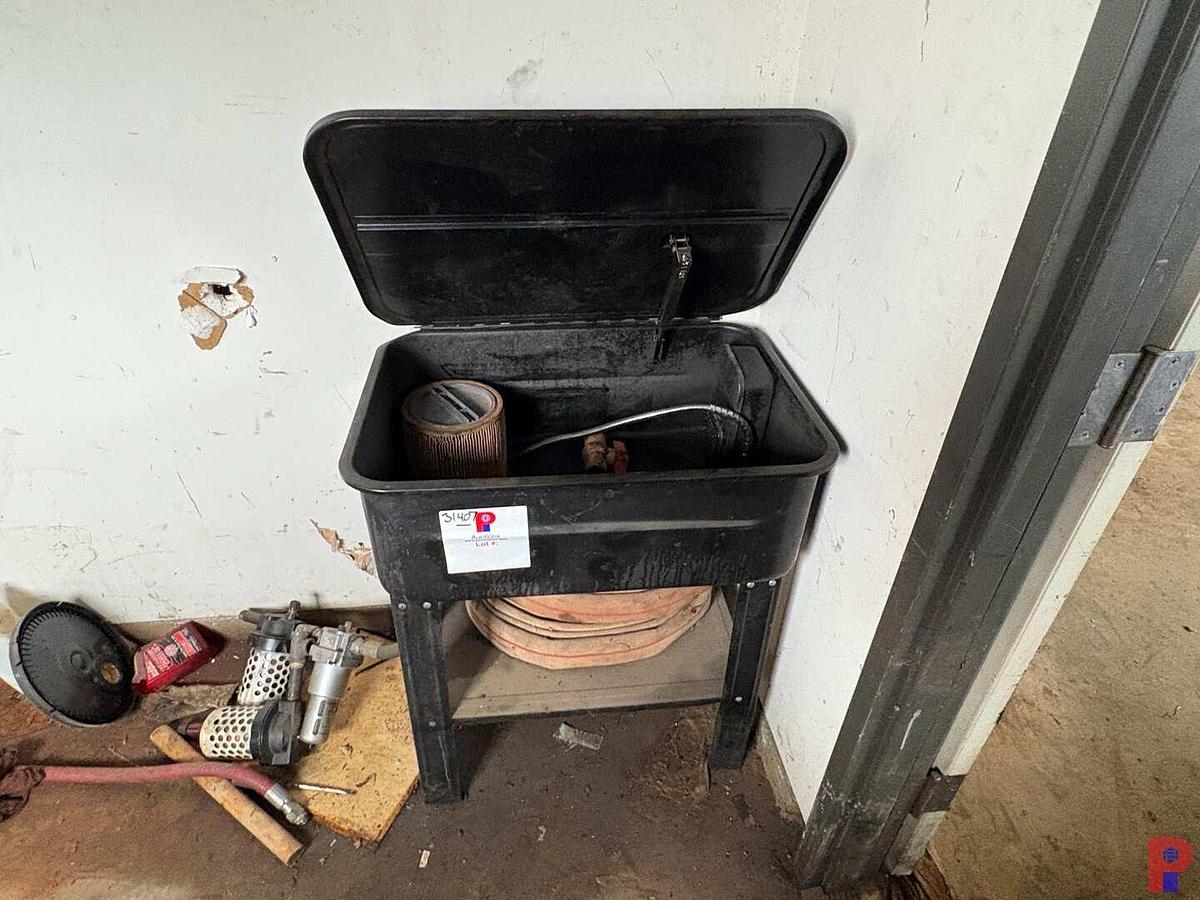 Used PARTS WASHER SINK