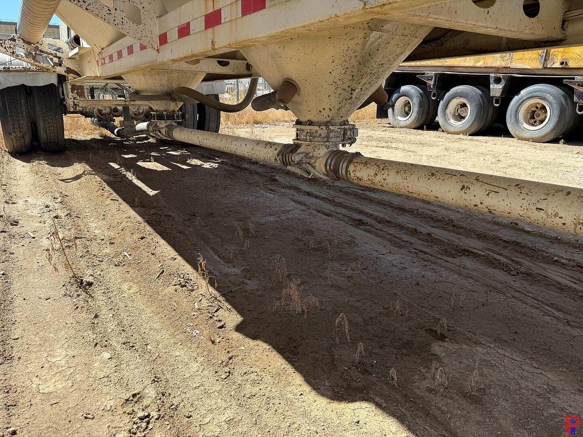 Used 2015 EXA INDUSTRIAL T/A STEEL PNEUMATIC TRAILER