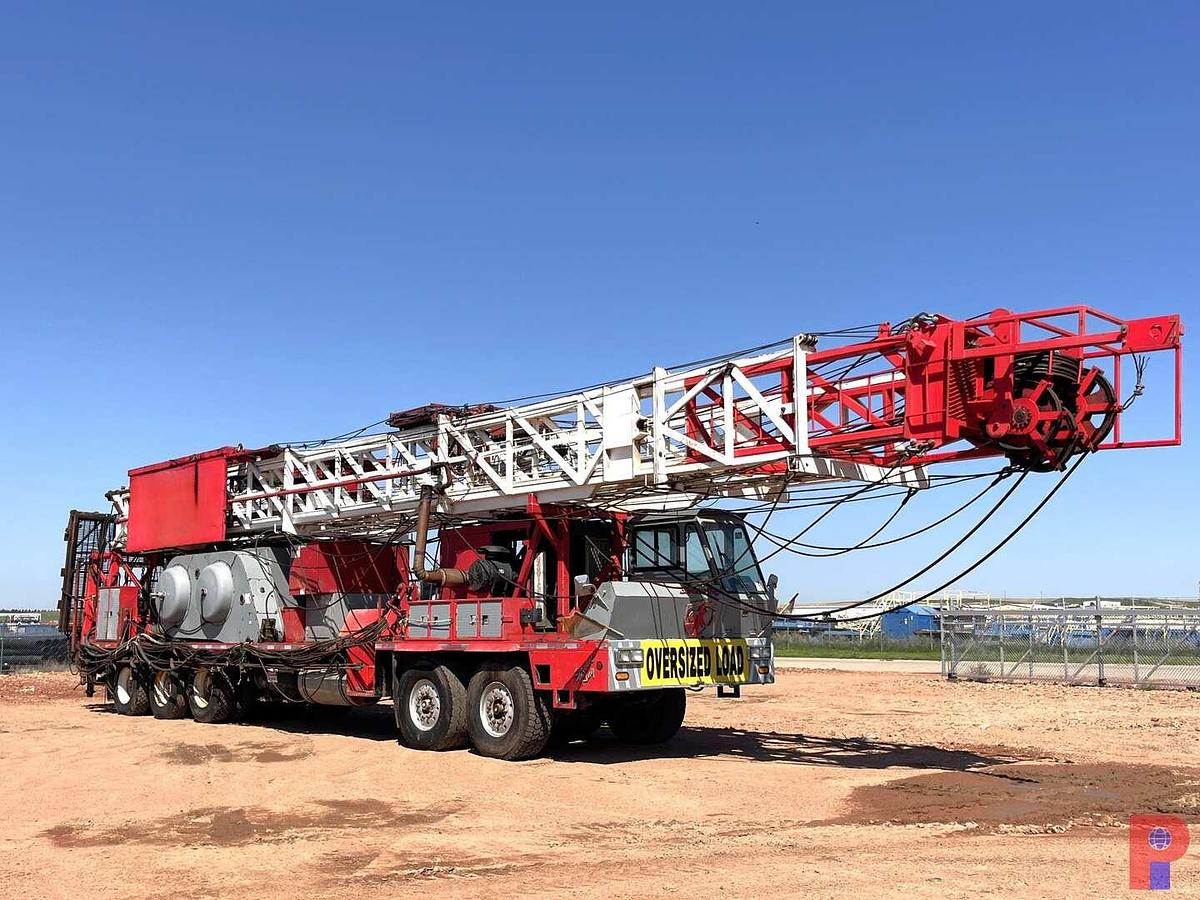 Used 2014 SERVICE KING 575 DD 104’-250K 5-AXLE WELL SERVICE WORKOVER RIG