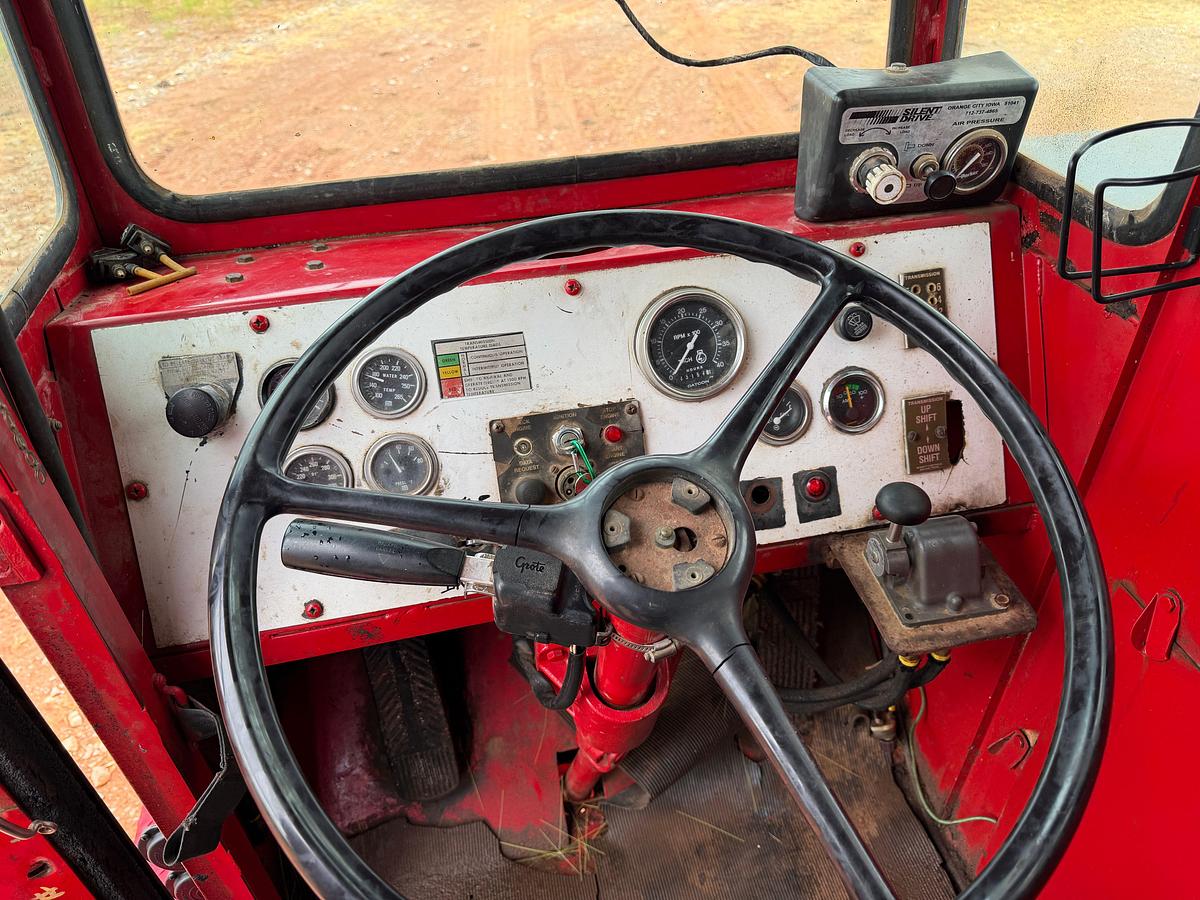 Used 1985 Taylor 550 Well Service Rig, 104 x 250k Mast