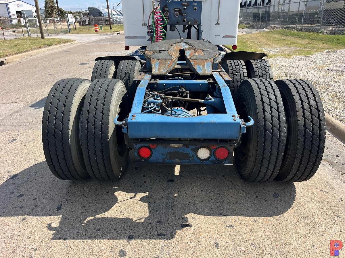 Used 2007 PETERBILT 378 T/A 36” SLEEPER TRUCK