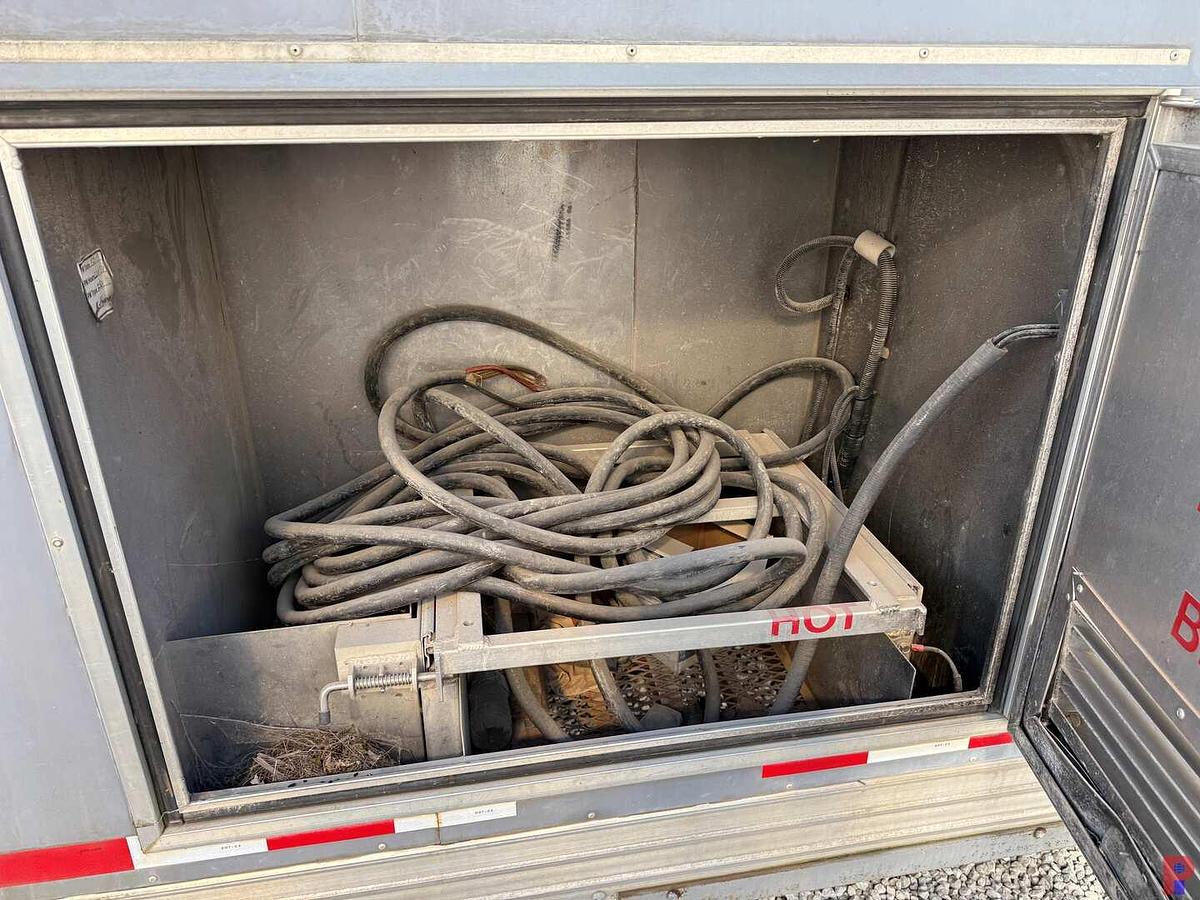 Used 2014 WELCHEL ENTERPRISES 35’ T/A GENERATOR POWERED OFFICE / CARGO TRAILER