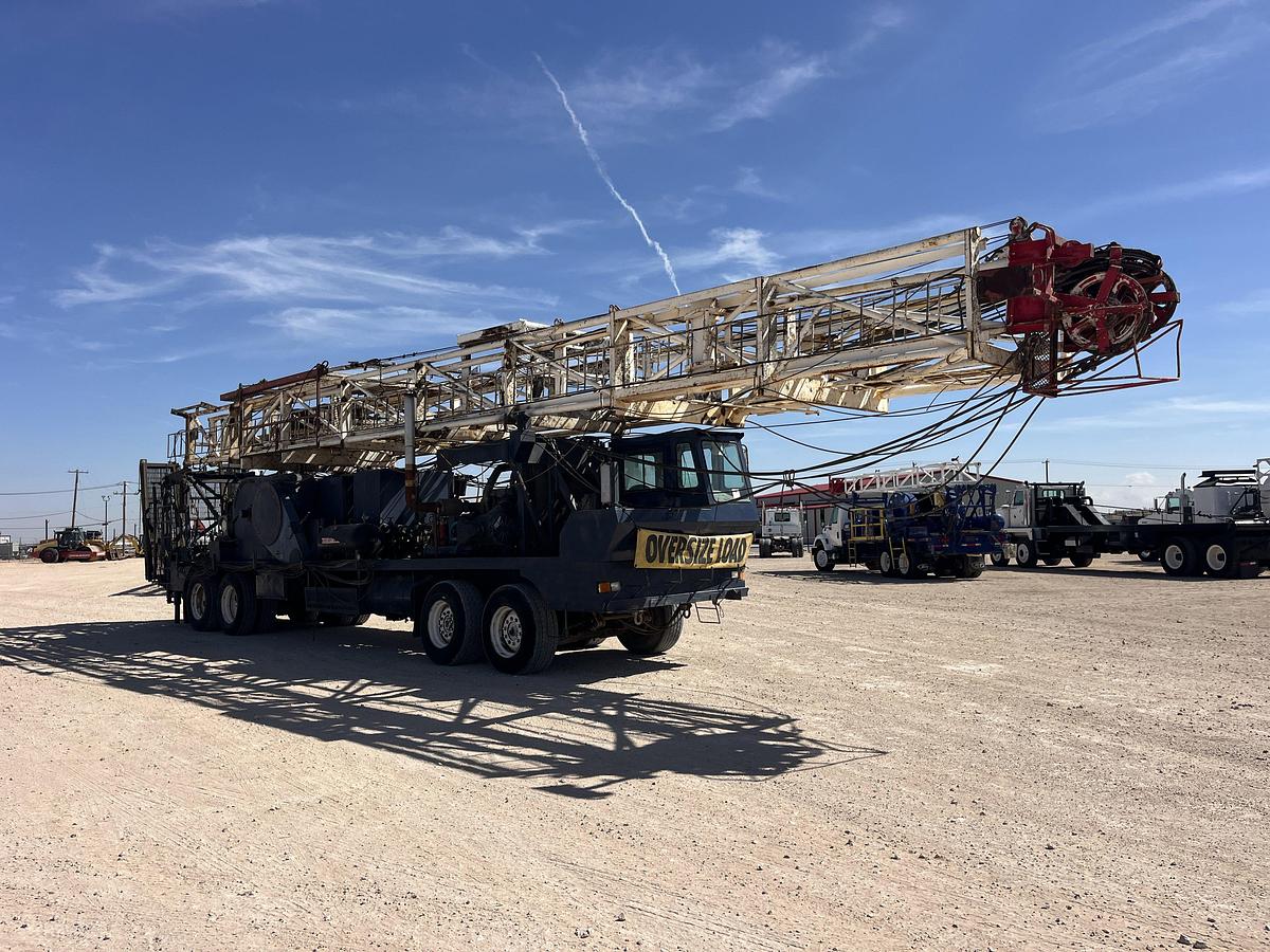 Used 1982 RIG TECH 450 SERIES WELL SERVICE RIG