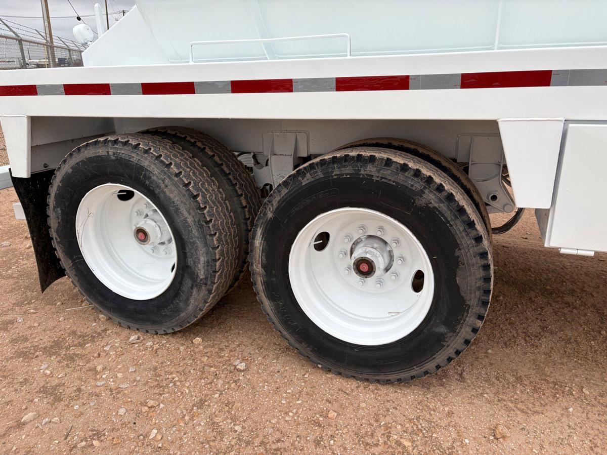 Used 2005 MACK T/A KILL TRUCK & 2013 TROXELL 130BBL KILL TRAILER