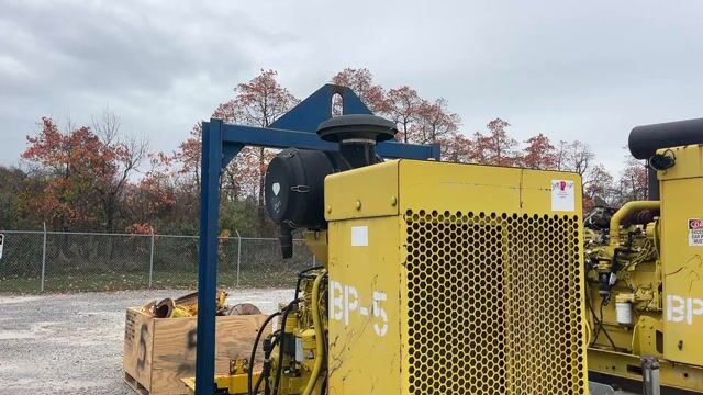 Used JOHN DEERE 6090HF485 9.0L 400 HP MTD ON FUEL TANK