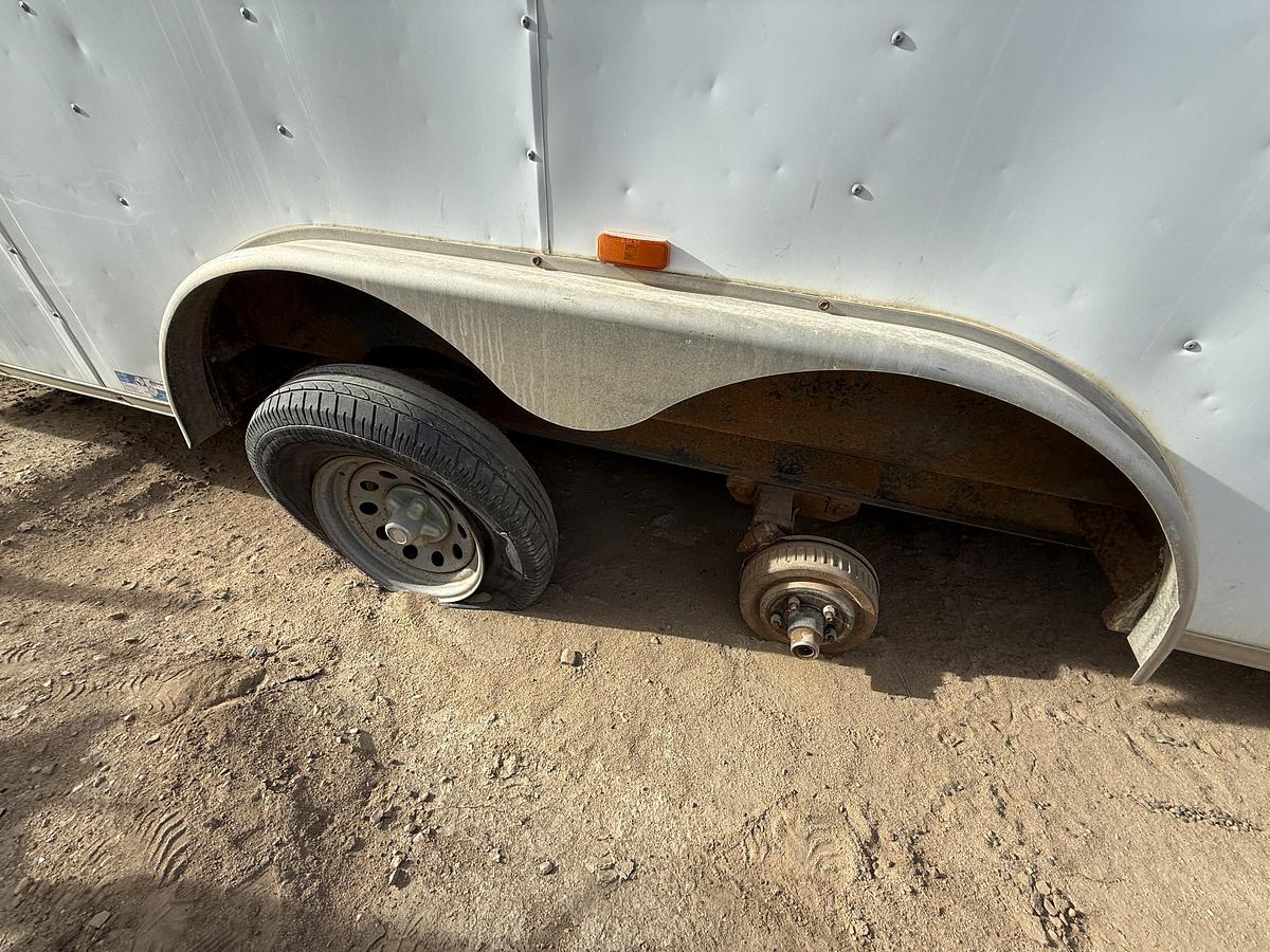 Used 2006 MIRAGE TRAILERS 16’ T/A BUMPER PULL DOGHOUSE TRAILERS