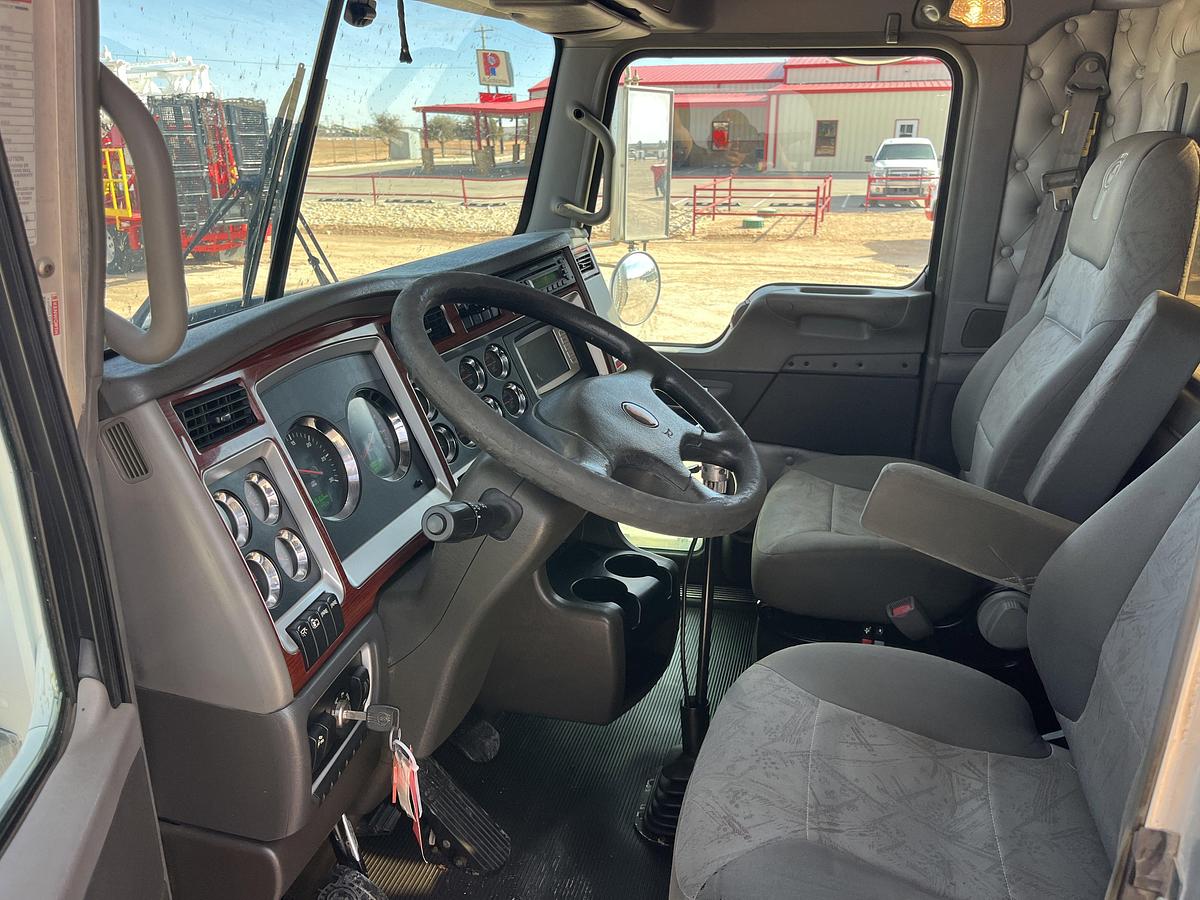 Used WEIR SPM 600-HP 15K WP TRIPLEX PUMP UNIT MTD ON 2008 KENWORTH T800 T/A TRUCK