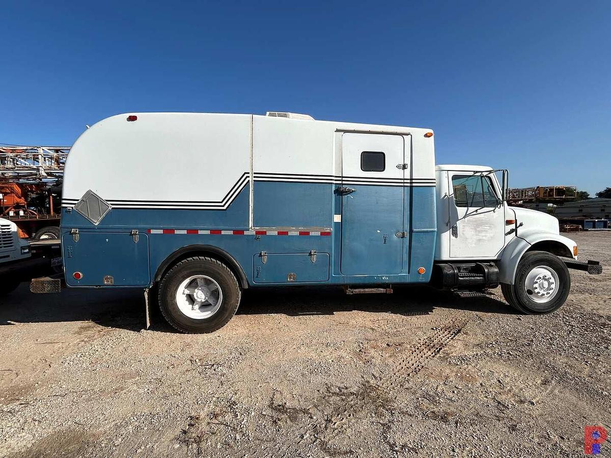 Used 1992 INTERNATIONAL S/A WIRELINE TRUCK