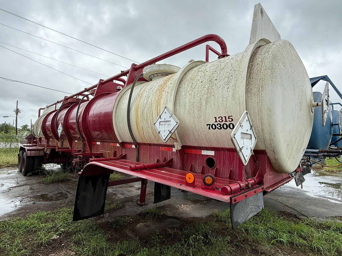 Used 2008 WORLEY WELDING WORKS 5,000 GAL 3-COMP ACID TRANSPORT TRAILER