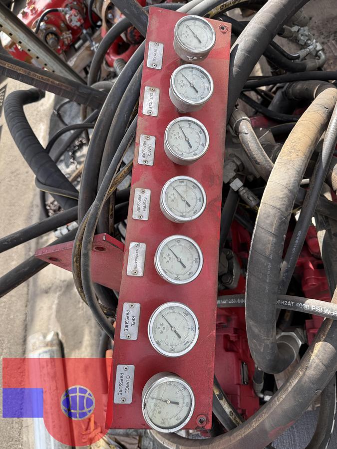 Used 2-GANG GEAR BOX W/ DANFOSS HYDRAULIC PUMPS & GAUGES F/ COIL TUBING WET KIT