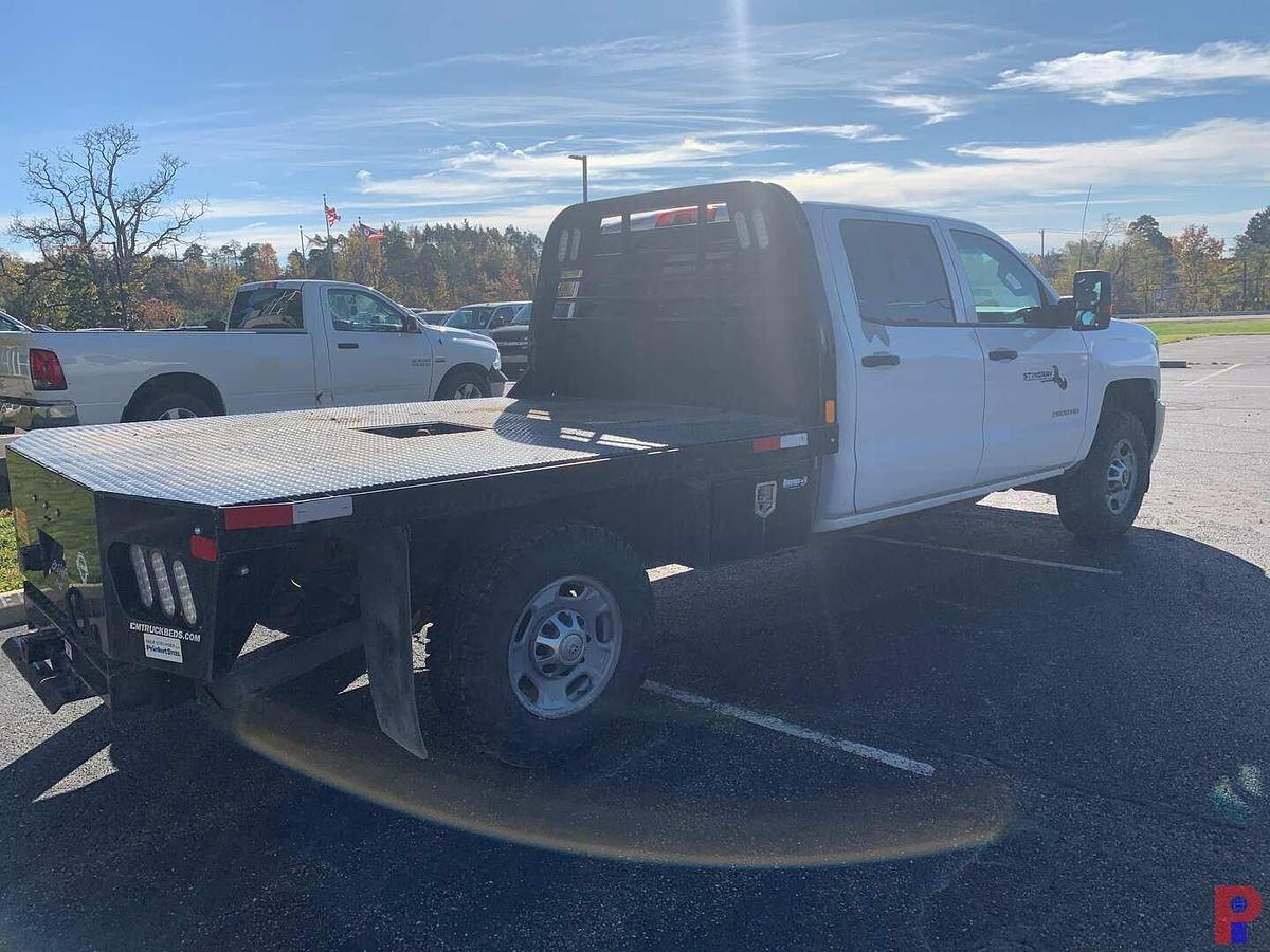 Used 2015 CHEVROLET SILVERADO 2500HD 4X2 CREW CAB PICKUP