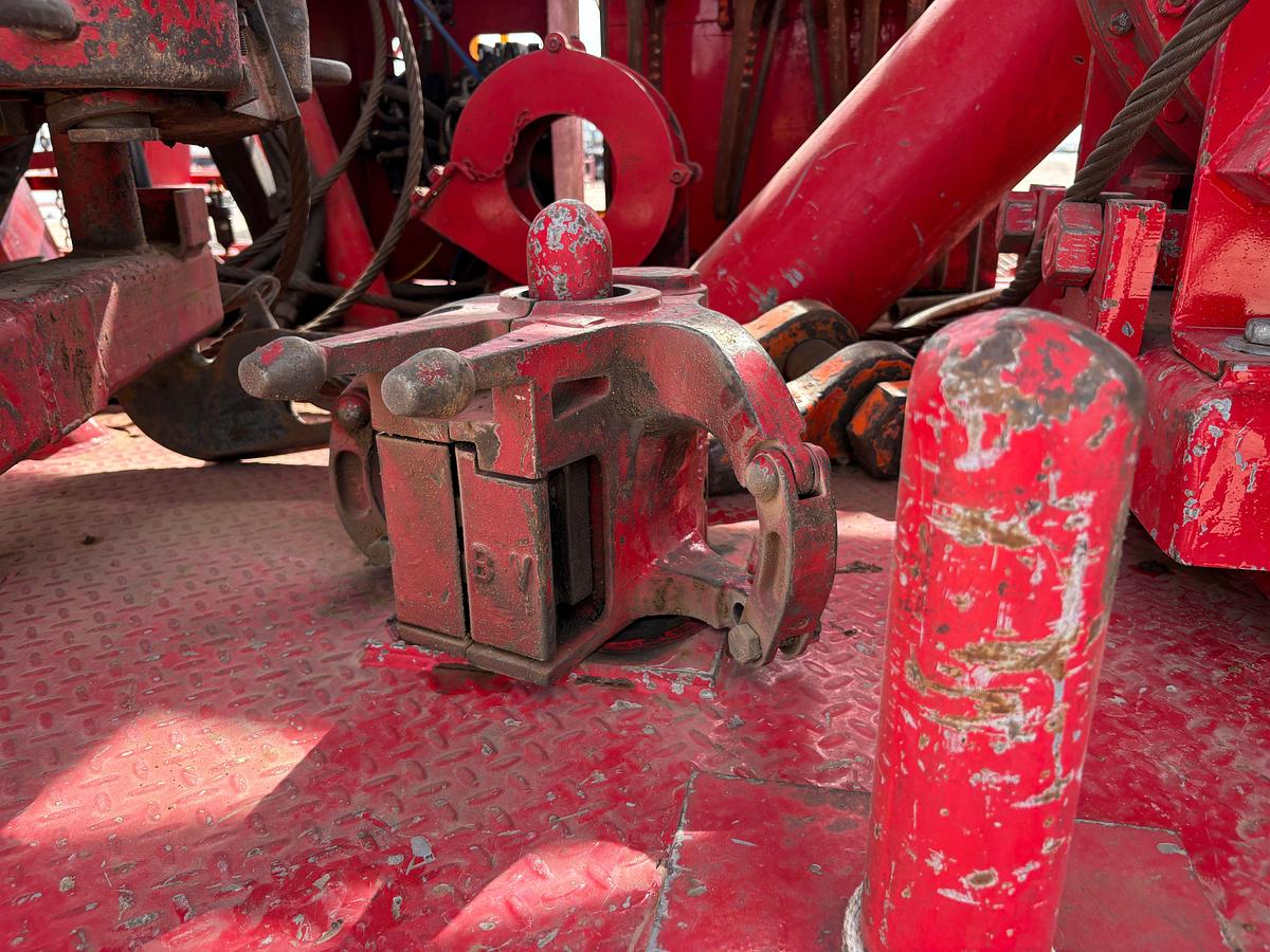 Used 2023 WATSON HOPPER GXHTA 550 SERIES 5-AXLE WELL SERVICE RIG (106'x300k MAST, FULLY TOOLED & CERTIFIED, FIELD READY)