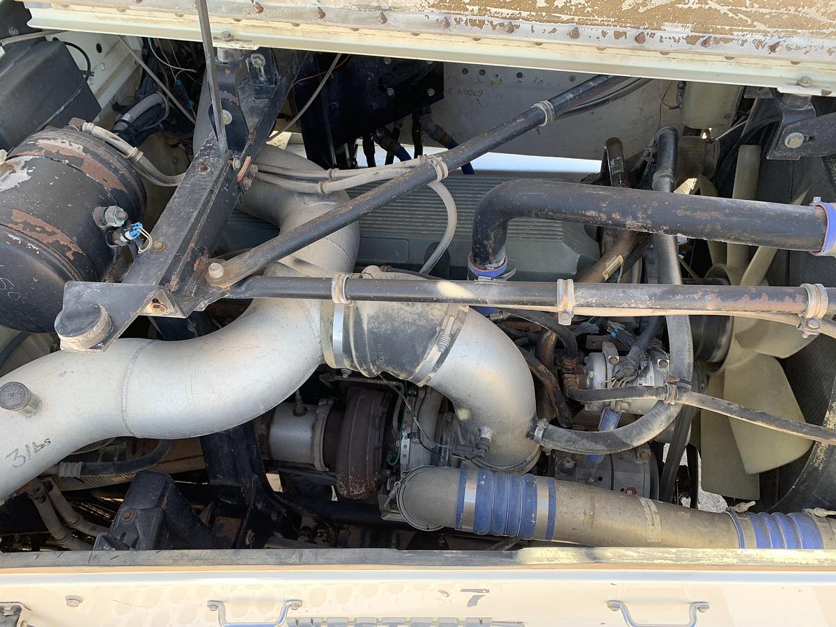 Used 2005 WESTERN STAR 6900 XD TANDEM STEER RIG UP WINCH TRUCK