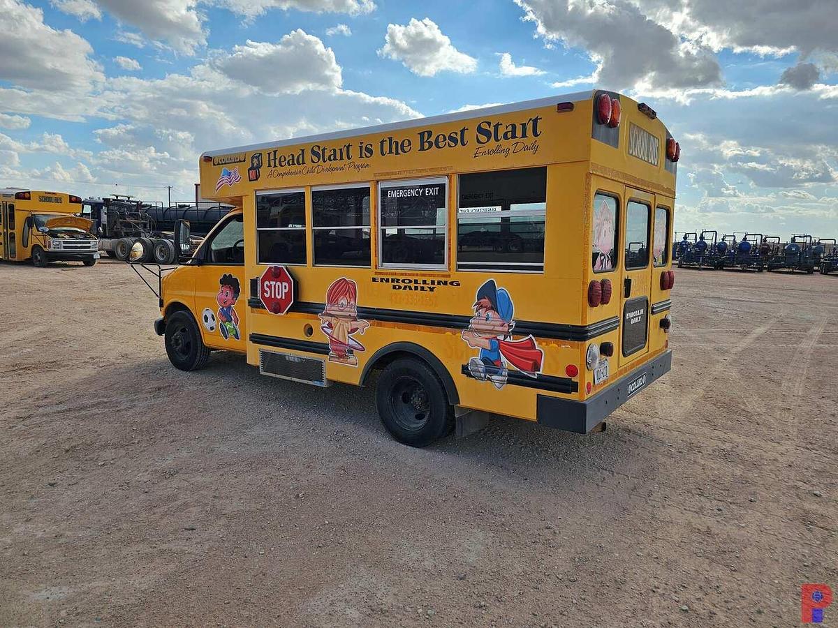 Used 2000 CHEVROLET EXPRESS PASSENGER BUS