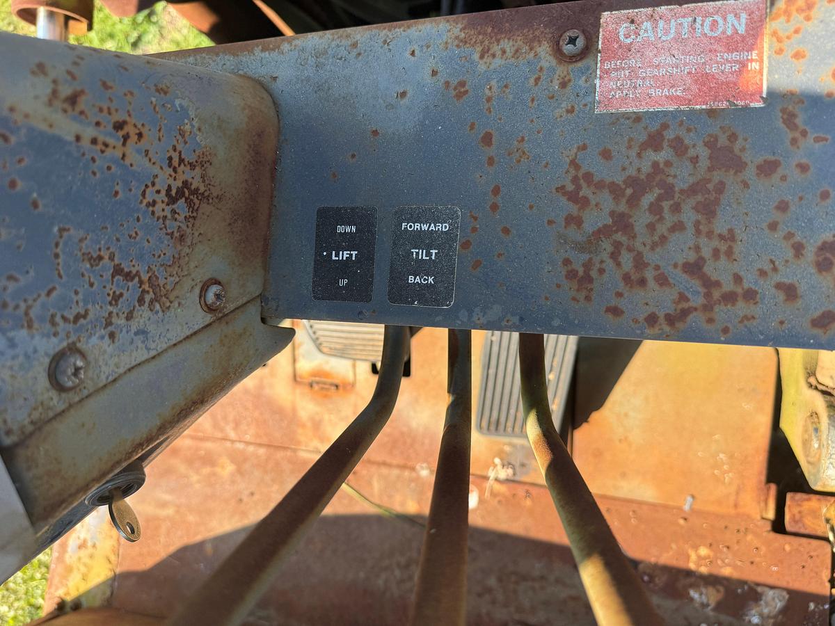 Used KOMATSU FG-25 ST11 LP 4,480 LB. FORKLIFT