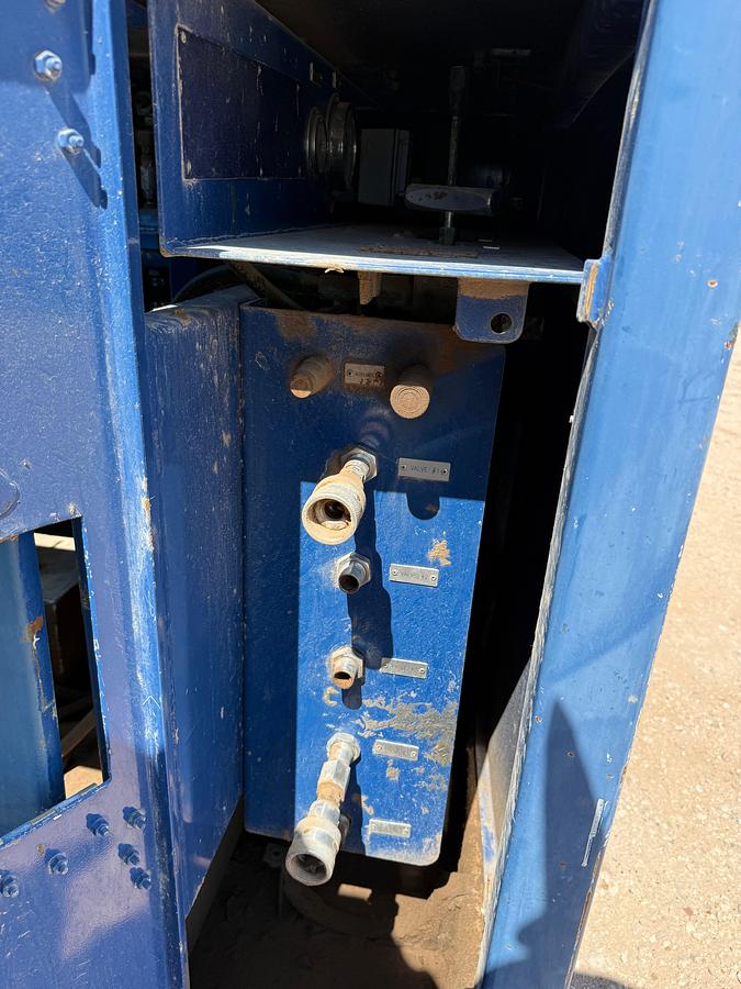 Used SELF CONTAINED 20K WP GREASE INJECTION UNIT COMBO P/B 8.4-KW ISUZU DIESEL GENERATOR