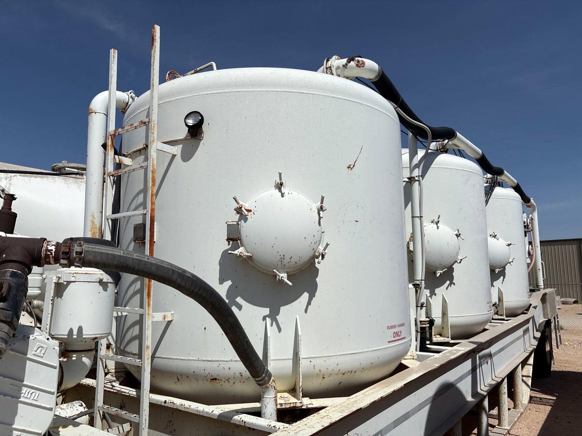 Used 2007 SHOPBUILT 4-POD S/A DRY BULK TANK TRAILER
