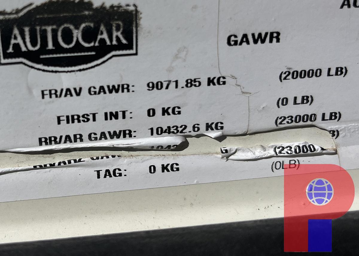 Used 2014 AUTOCAR XPEDITOR T/A 29YD CAB OVER TRASH TRUCK