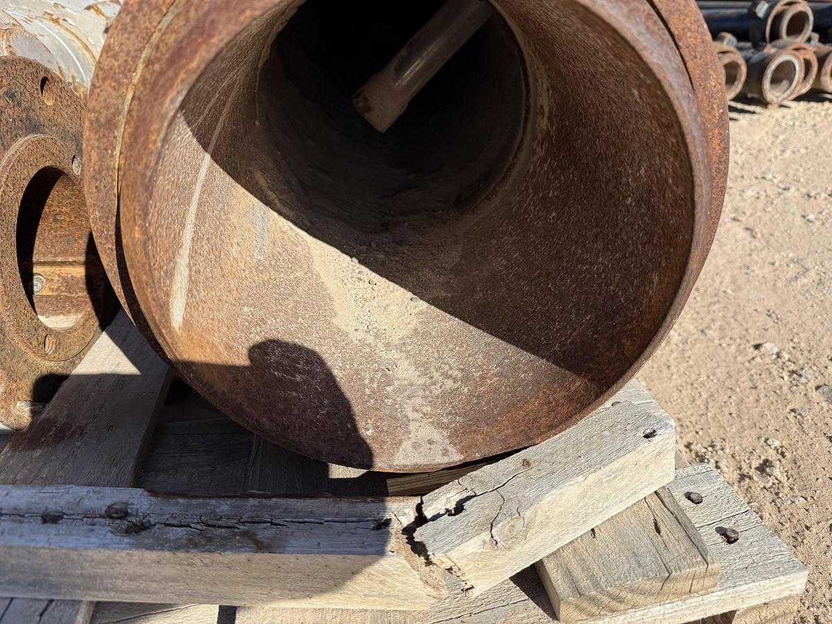 Used (2) MULTI-SIZE SINGLE PLUG CEMENT HEADS