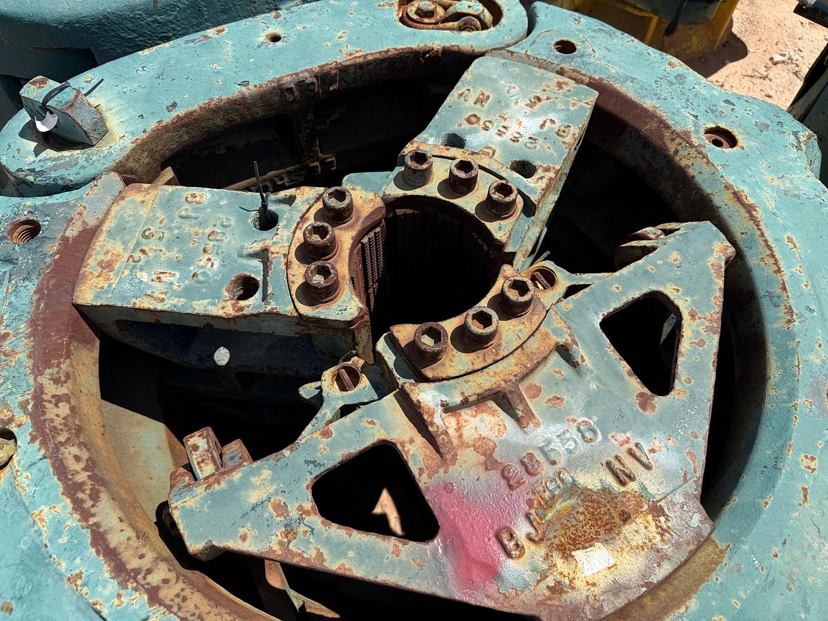 Used LOT W/ (3) BJ 350-TON SLIP TYPE SPIDER CASING ELEVATORS