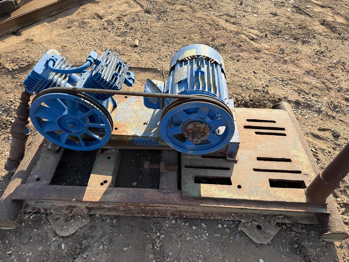Used (2) SKIDDED AIR COMPRESSOR STATIONS INCOMPLETE F/ PARTS
