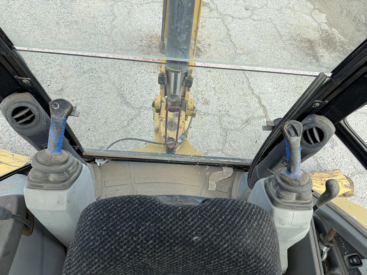 Used 2007 CATERPILLAR 420E BACKHOE LOADER