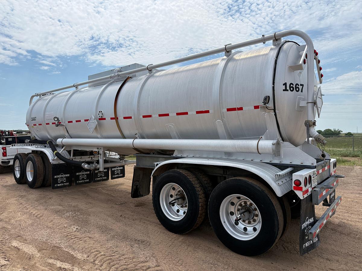 Used 2014 STEPHENS 6,800 GALLON DOT-407 4-AXLE PUP TRAILER