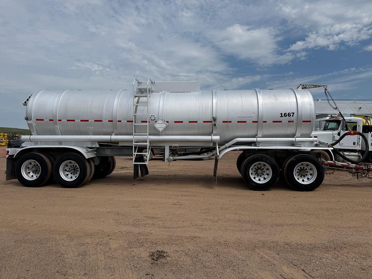 Used 2014 STEPHENS 6,800 GALLON DOT-407 4-AXLE PUP TRAILER