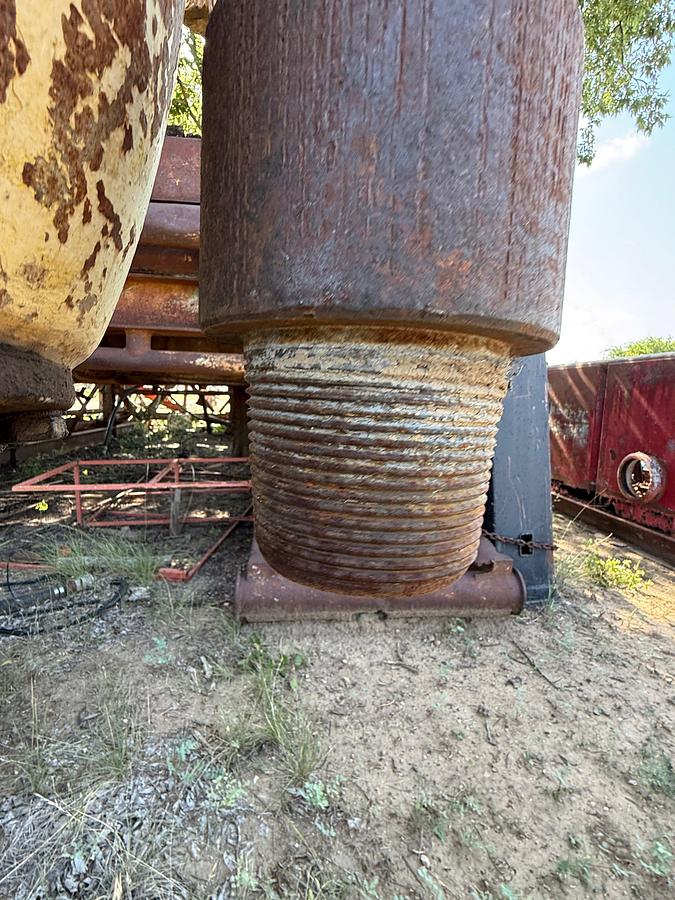 Used OILWELL S4-100-TON ROTARY DRILLING SWIVEL