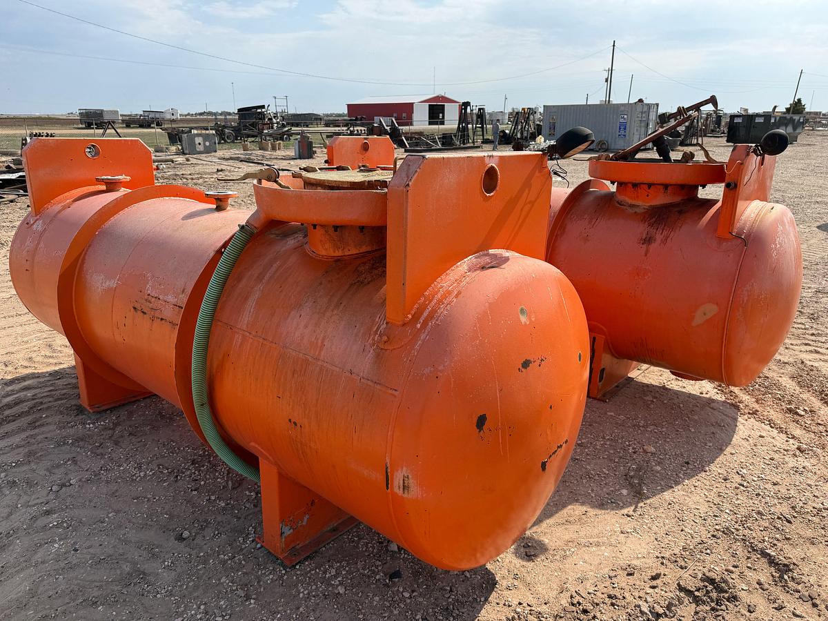 Used (2) DOT-412 750-GALLON  ACID TANKS