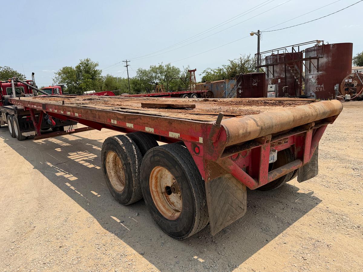 Used 1982 Aztec 40’ T/A Oilfield Float Trailer