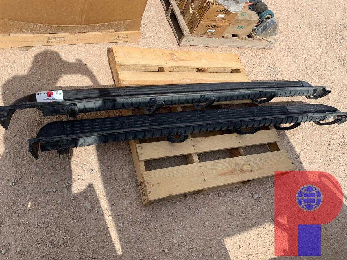 Used RUNNING FOOTBOARDS
