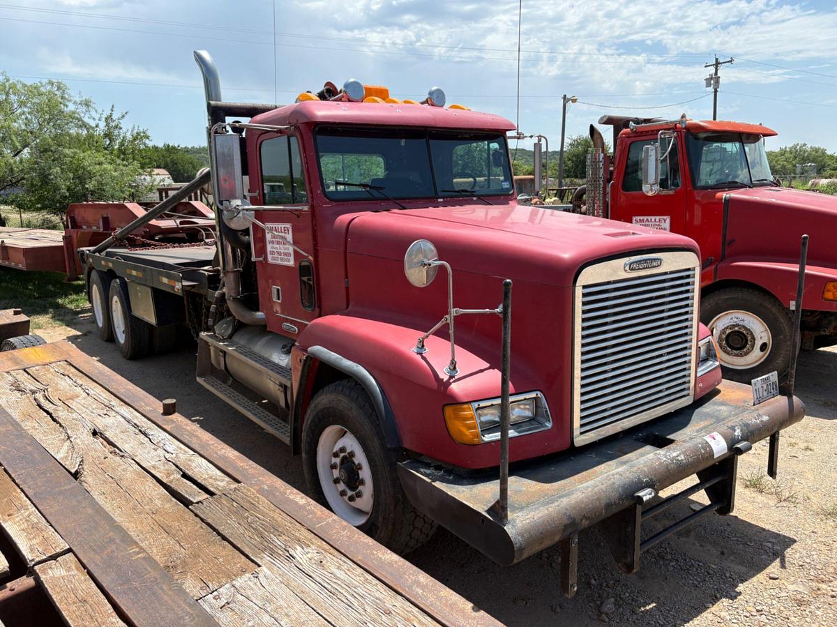 Used 2001 FREIGHTLINER FLD120 T/A DAYCAB GIN POLE TRUCK