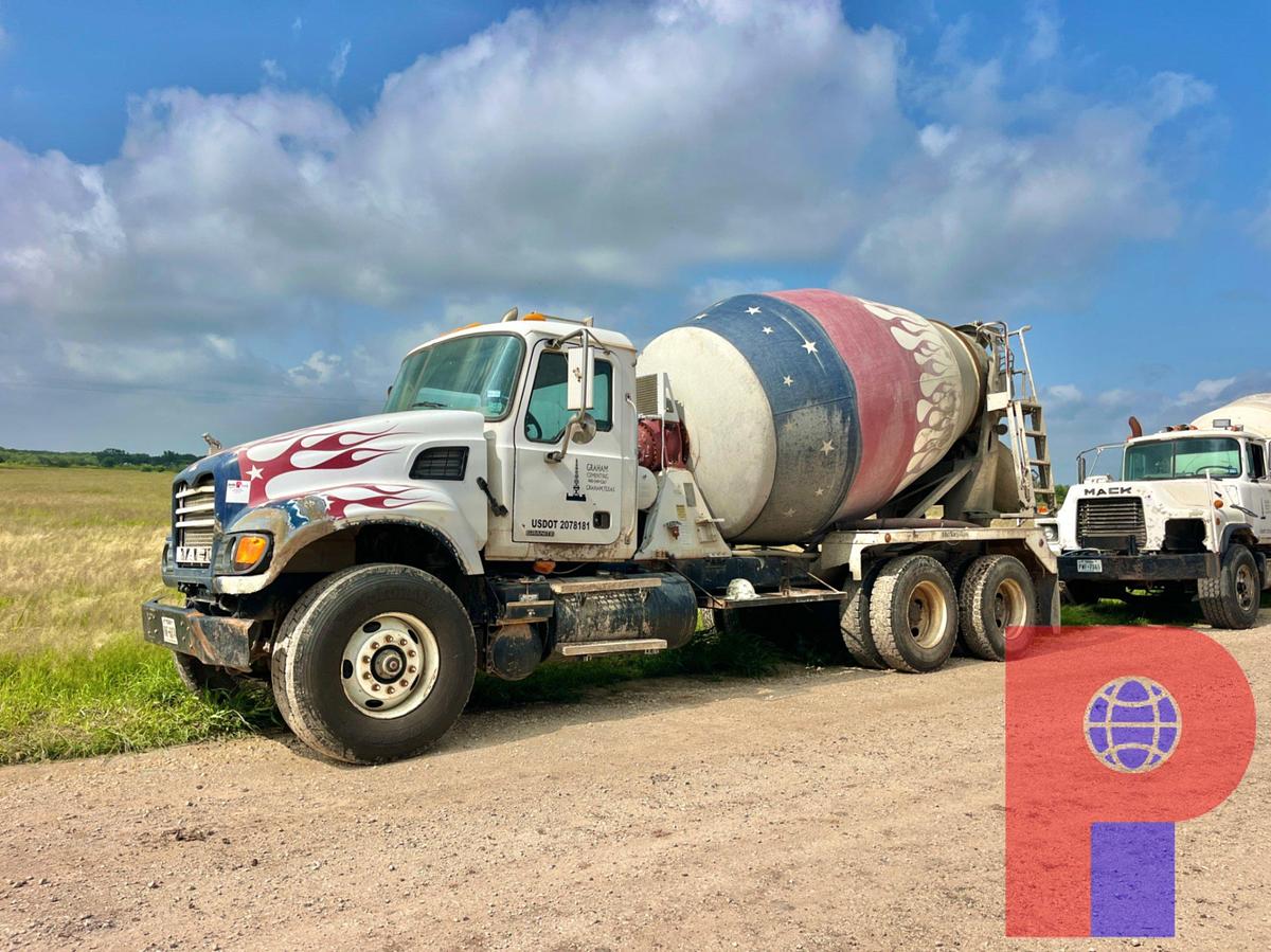 Used 2003 MACK CV713 CONCRETE MIXER TRUCK