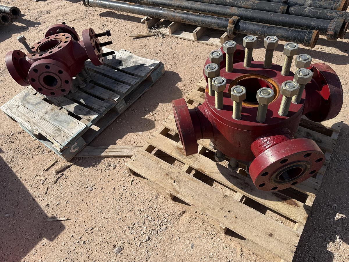 Used (1) 7-1/16” X 4-1/16” 10K WP & (1) 5K WP FLUID CROSS