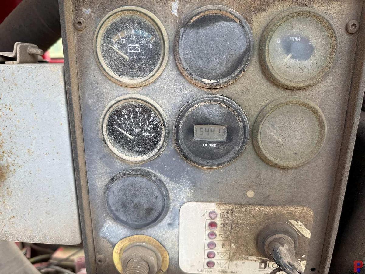 Used 2014 PIPEHANDLER 53’ T/A DIESEL POWERED HYDRAULIC PIPE HANDLER TRAILER