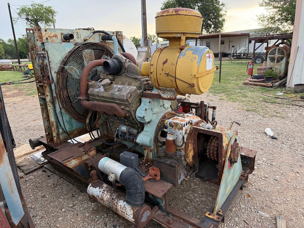 Used DETROIT 8V92T W/ TWIN DISC F-11524-TC-1 TORQUE CONVERTER & RADIATOR, SKIDDED