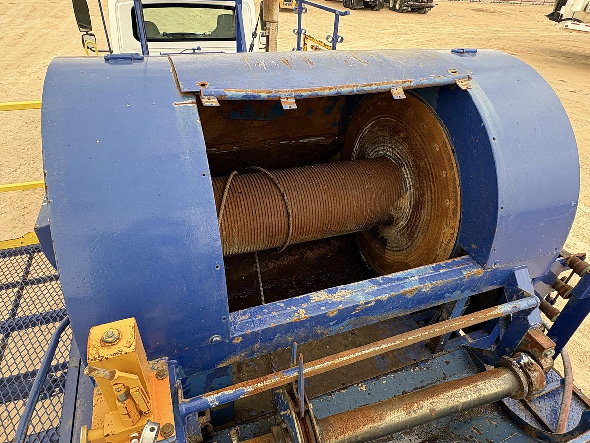 Used 2005 WATSON HOPPER S/D SWAB RIG MTD ON T/A INTERNATIONAL 7400