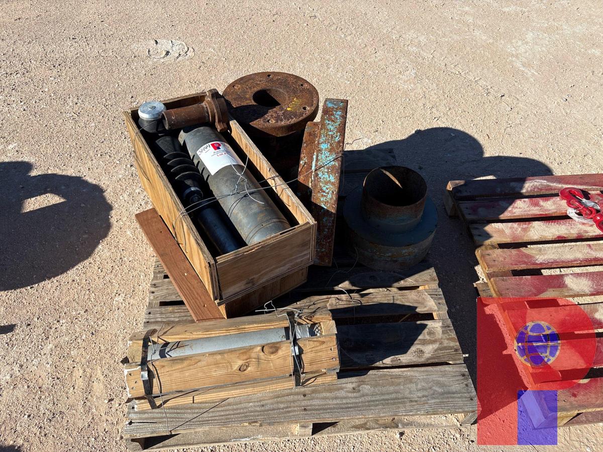 Used PALLET W/ (2) CEMENT PLUGS, (1) JU STRIPPER HEAD, 13-3/8” WELD NECK FLANGE